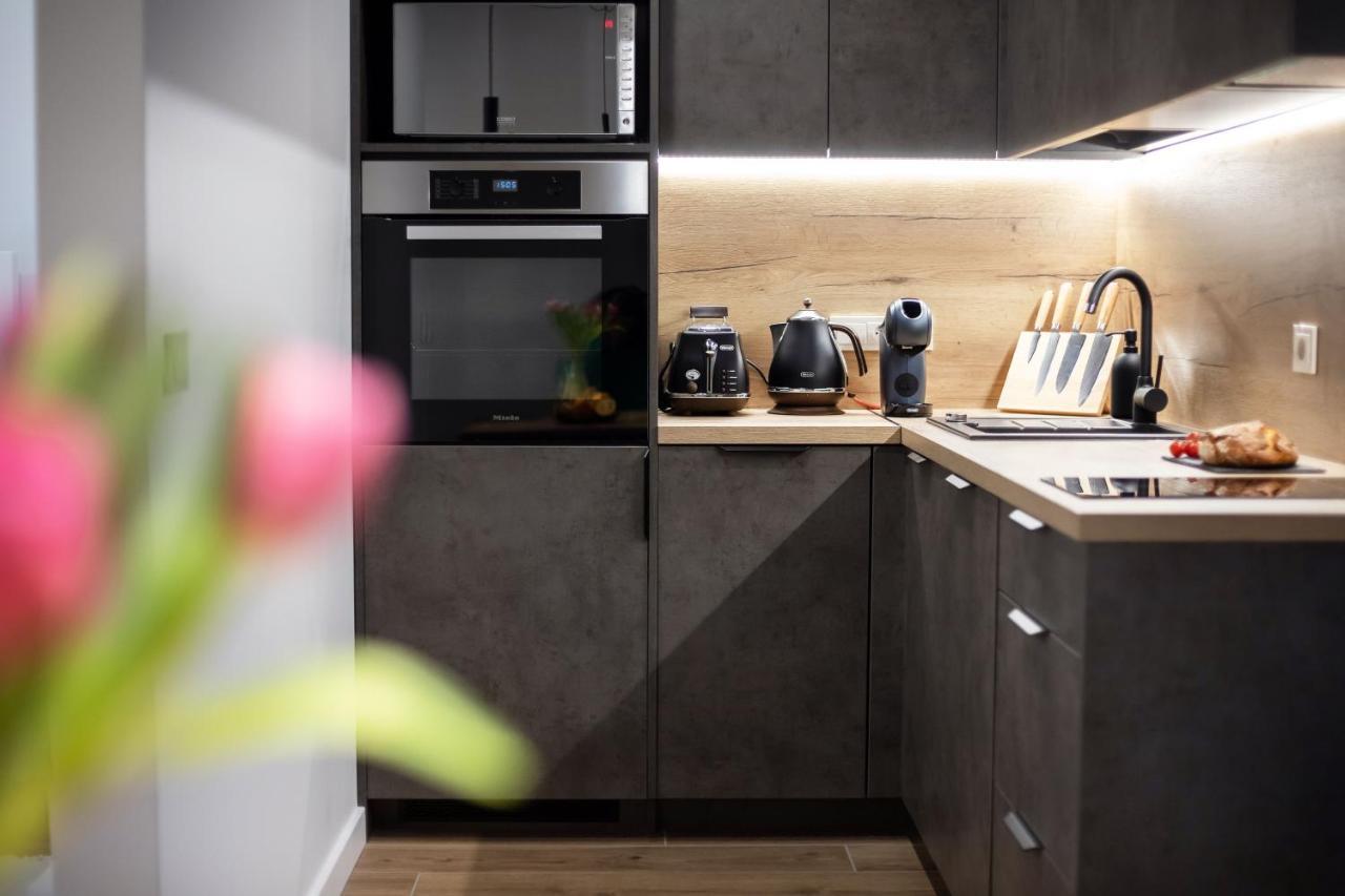City Center Sanctuary Modern Business-Class Studio With Free Parking In The Heart Of Vilnius Exterior photo