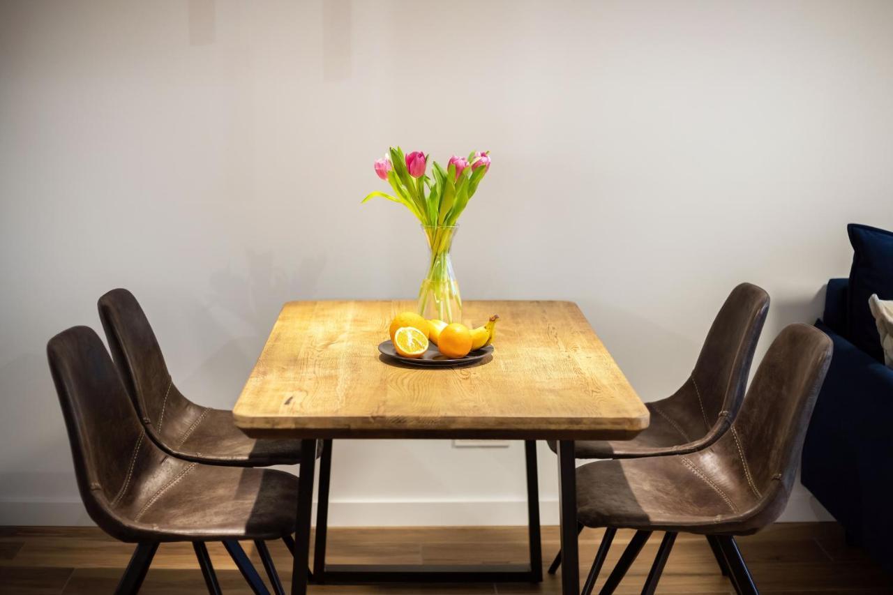 City Center Sanctuary Modern Business-Class Studio With Free Parking In The Heart Of Vilnius Exterior photo